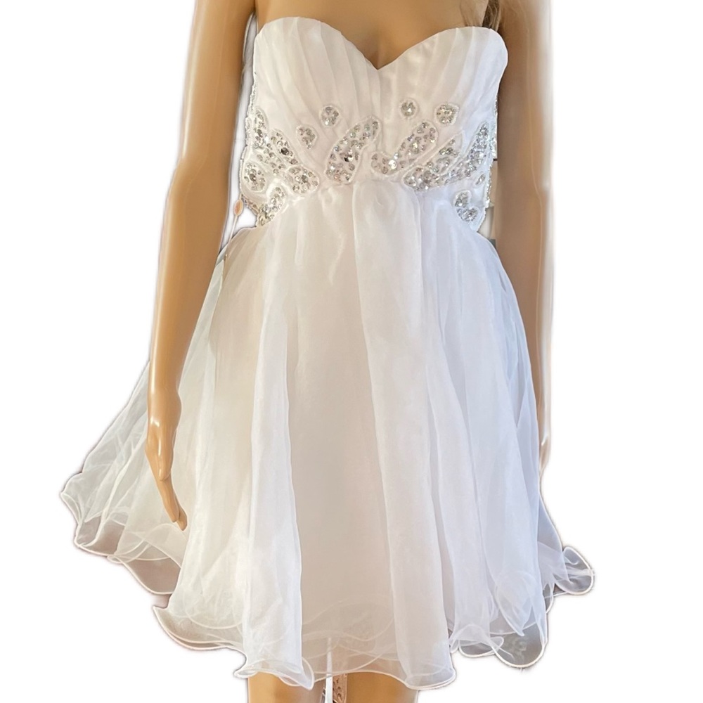 Grace Karin White Sleeveless Rhinestone and Embellished Fit & Flare Dress Size 4